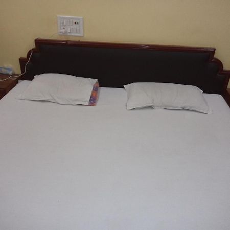 Hotel Neelkamal Indore Zewnętrze zdjęcie