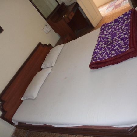 Hotel Neelkamal Indore Zewnętrze zdjęcie