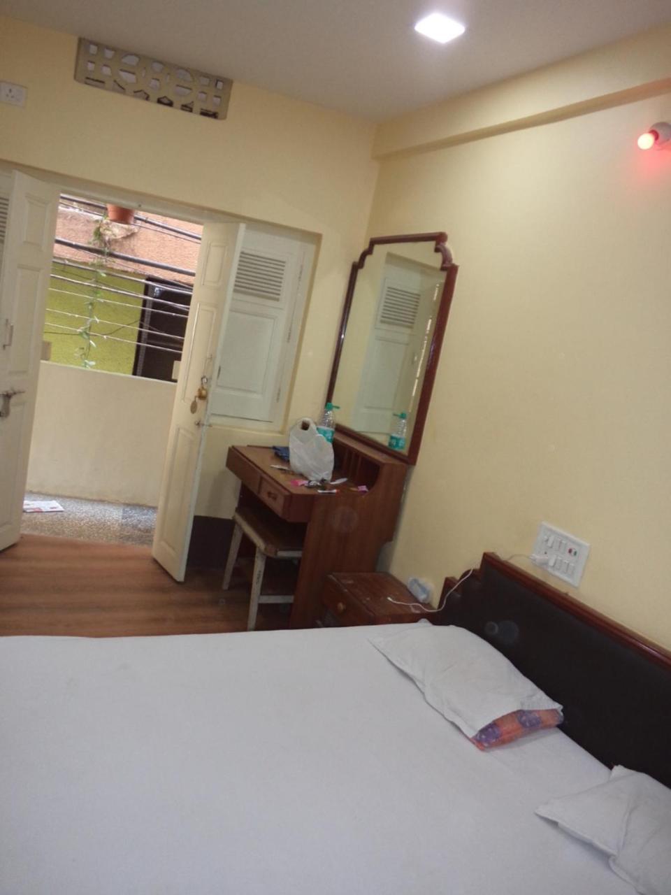 Hotel Neelkamal Indore Zewnętrze zdjęcie