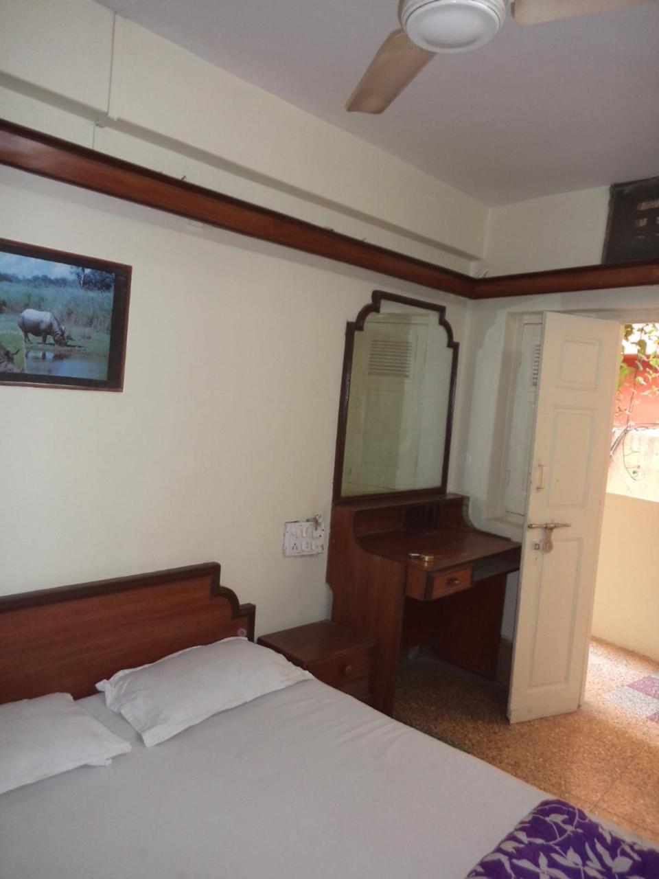 Hotel Neelkamal Indore Zewnętrze zdjęcie