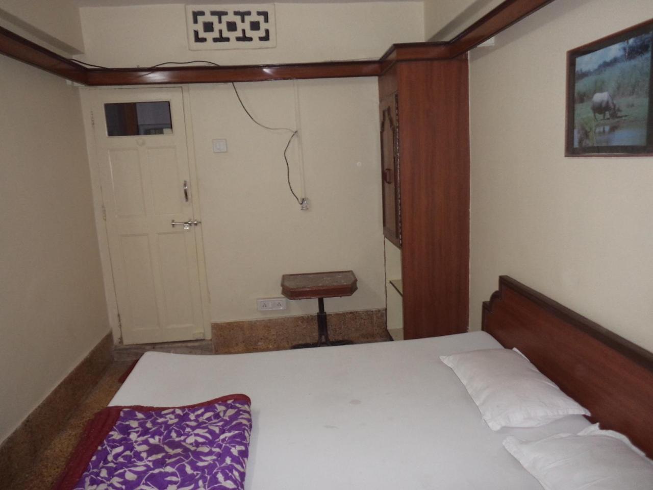 Hotel Neelkamal Indore Zewnętrze zdjęcie